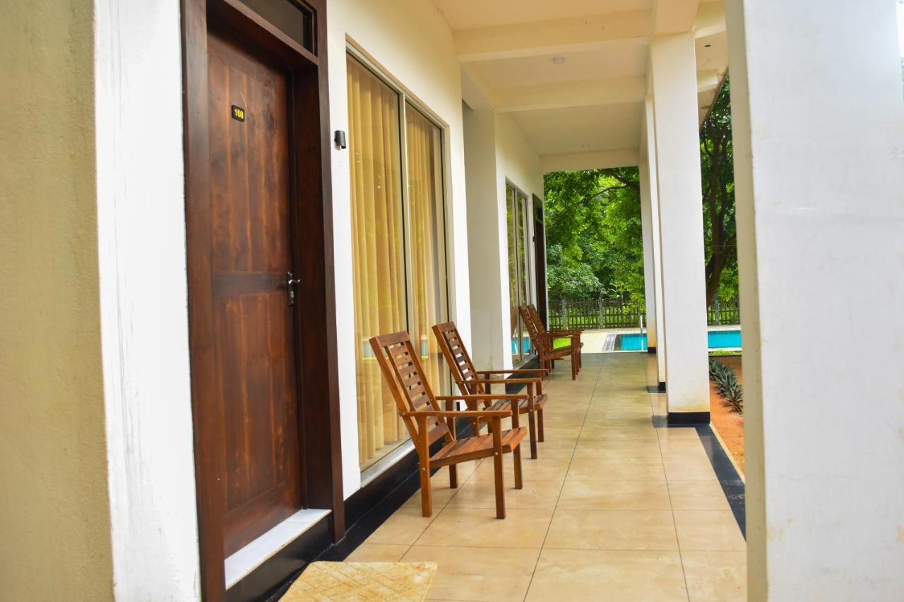 Pivisuma Lodge دامبولا المظهر الخارجي الصورة