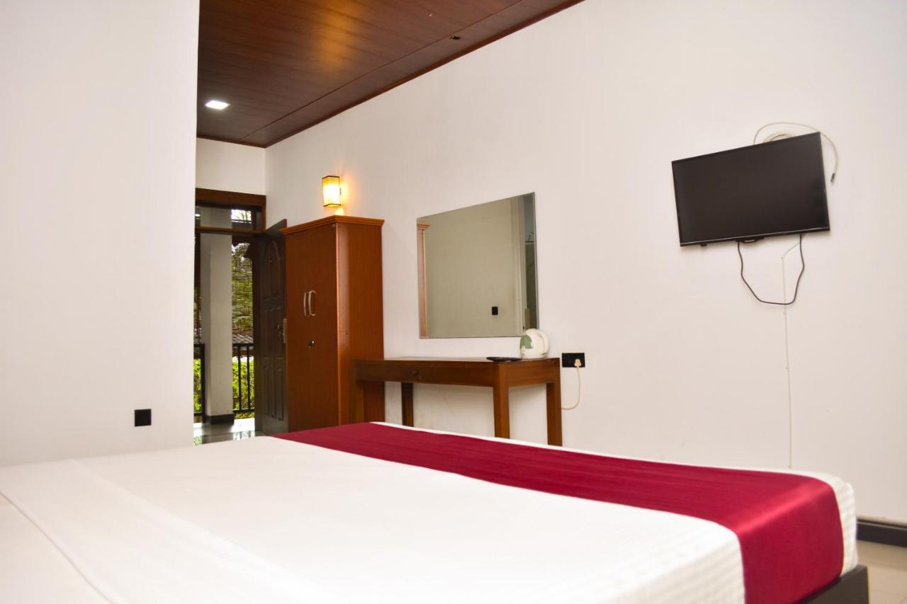 Pivisuma Lodge دامبولا المظهر الخارجي الصورة