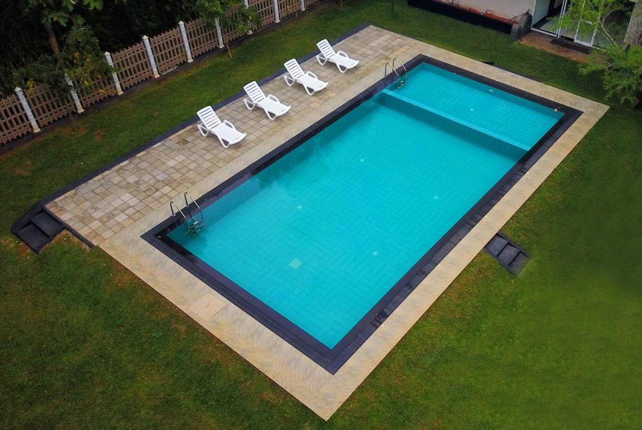 Pivisuma Lodge دامبولا المظهر الخارجي الصورة